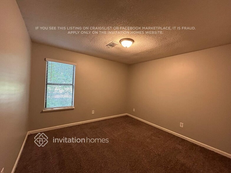 Building Photo - 450 Padens Chase Ct