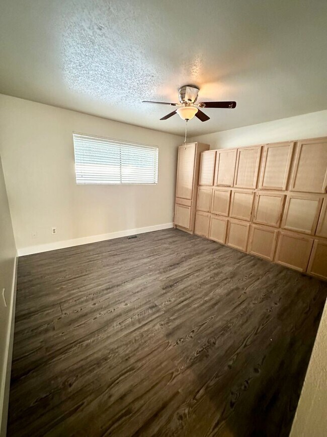 Building Photo - Limited-Time Offer: $500 Off First Month’s Rent!