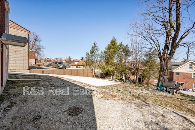 Building Photo - 209 Hurston Way