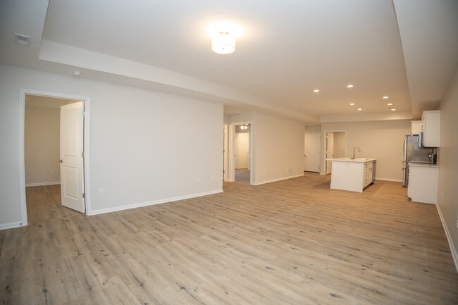 Building Photo - 834 El Dorado Dr