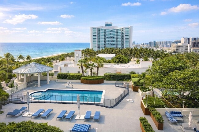 Building Photo - 7330 Ocean Terrace