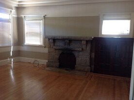 Building Photo - 6433 Colby St