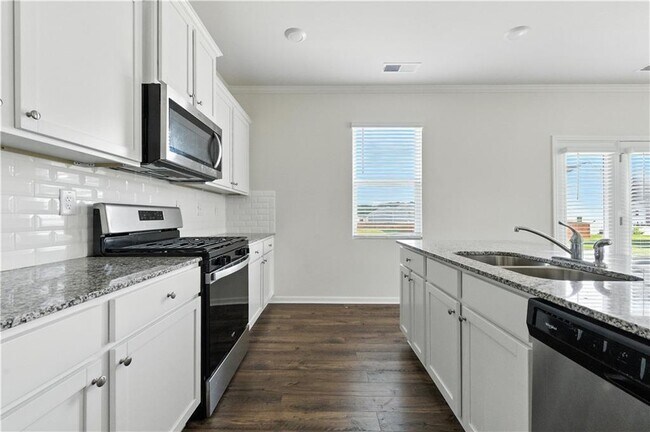 Building Photo - 6753 Chilkat Ct SW