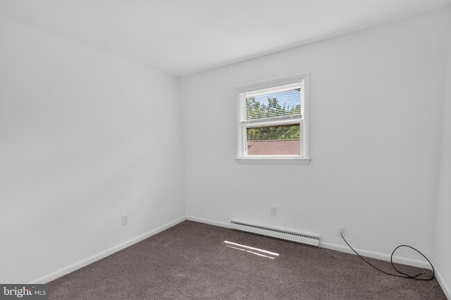 Building Photo - 351 Calvert St