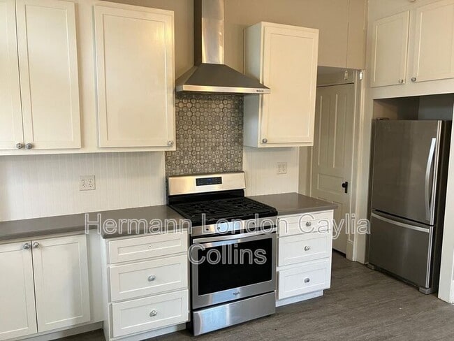 Building Photo - 4657-4659 Idaho Ave