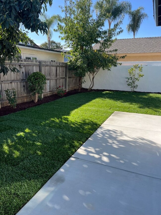 Building Photo - 264-266 S Park Street Orange, CA