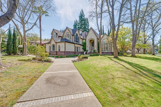 Building Photo - Luxury Custom Home in Folsom with Pool, 3-Car Garage & 4,300+ Sq Ft!