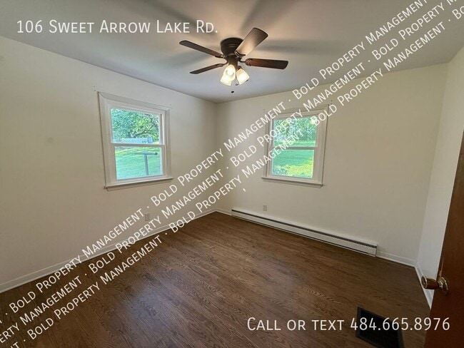 Building Photo - 106 Sweet Arrow Lake Rd