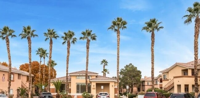 Building Photo - 1050 E Cactus Ave