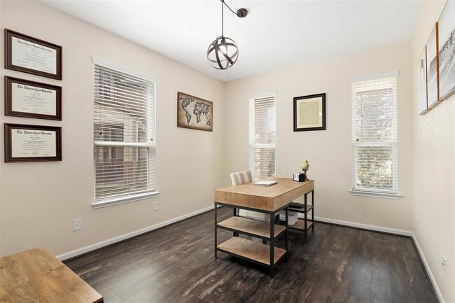 Building Photo - 5003 Laird Forest Ct