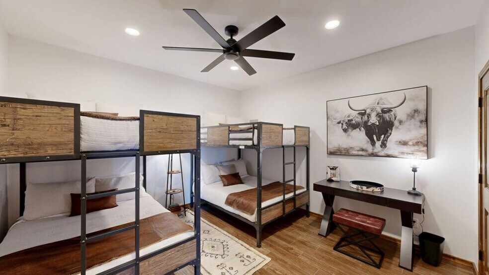 Building Photo - 8261 Nemec Ln