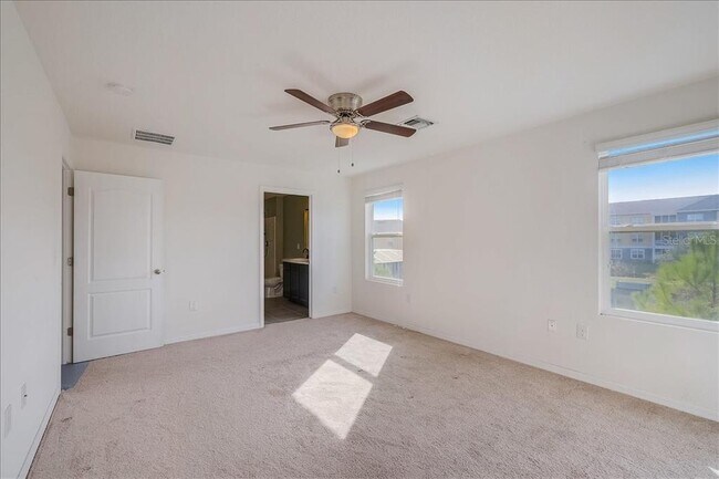 Building Photo - 4838 San Palermo Dr