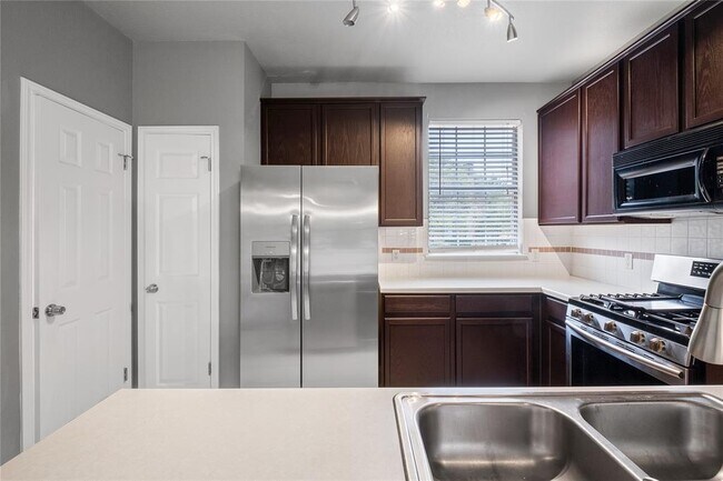 Building Photo - 12401 Los Indios Trail
