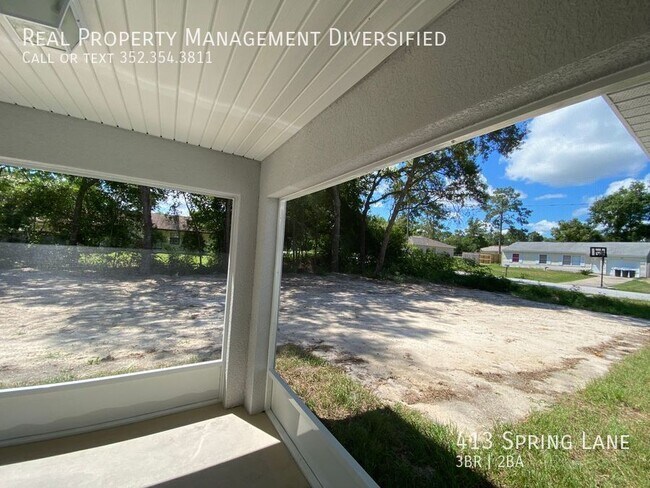 Building Photo - 413 Spring Ln