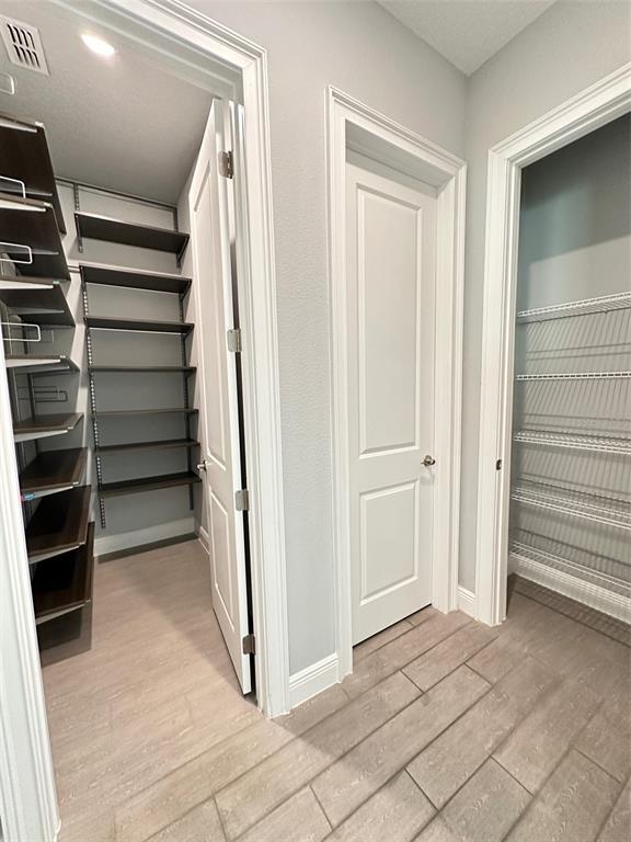 Building Photo - 7944 Chilton Dr