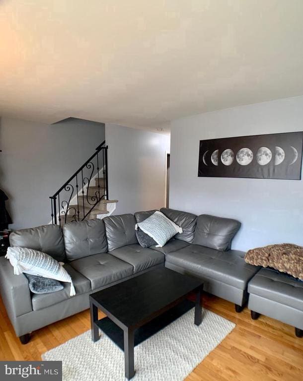 Building Photo - 4055 Cardin Pl