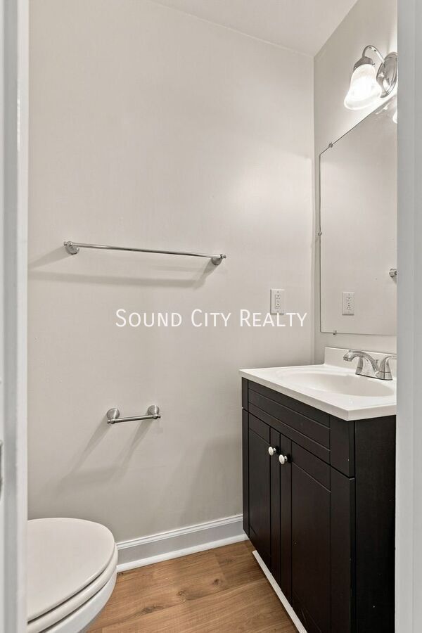 Building Photo - 4113-A Hunting Dr-