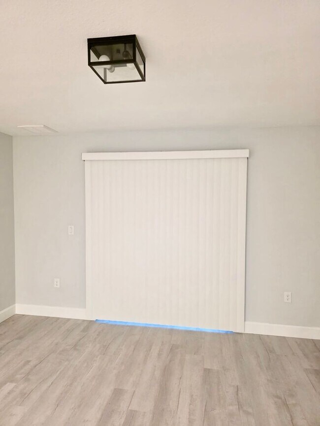 Building Photo - New Home Port Charlotte House For Rent