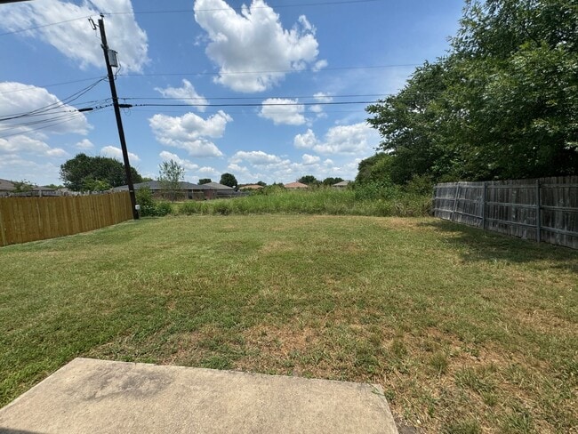 Building Photo - 3411 Warfield Dr