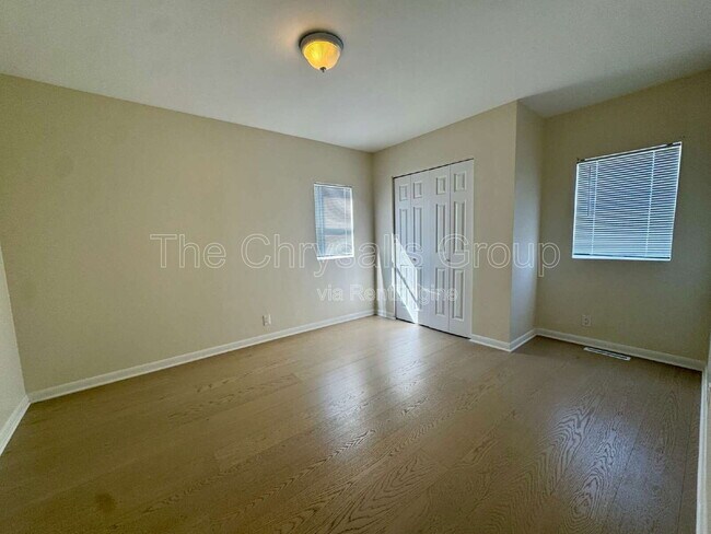 Building Photo - 416 Adams St