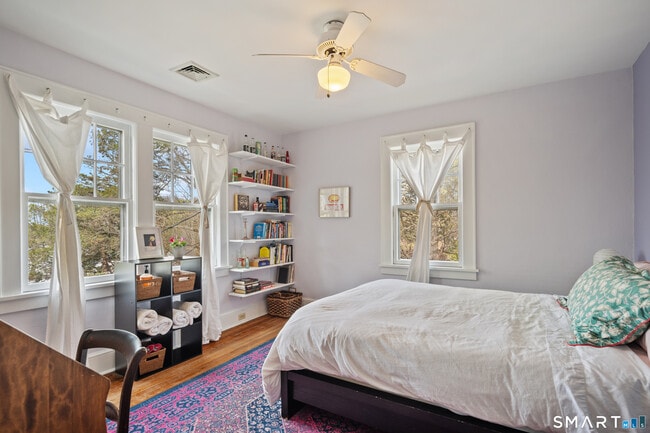 Building Photo - 13 Birch St