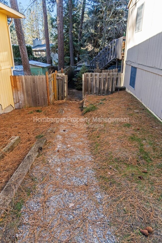 Building Photo - 8615 N Kelly Ct