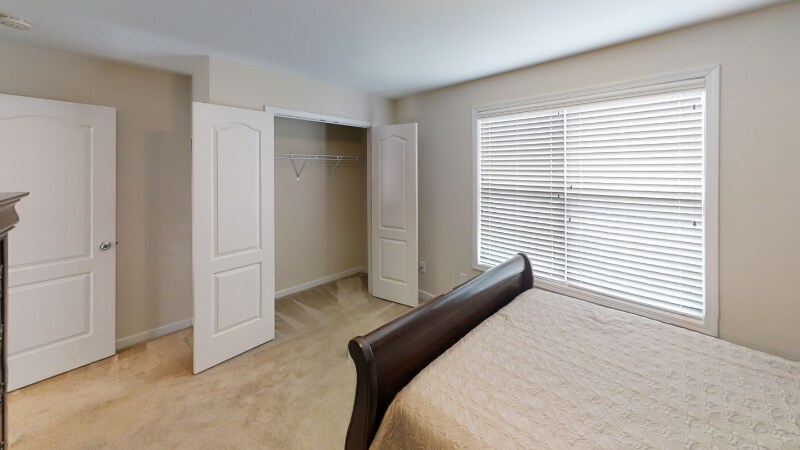 Building Photo - 307 Family Lodge Dr