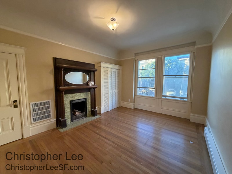 Building Photo - 2211 Pine St