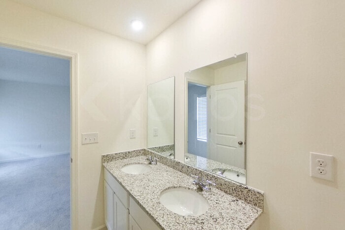 Building Photo - 178 Price Ml Trl