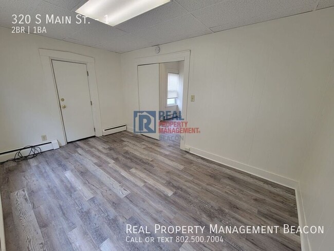 Building Photo - 320 S Main St