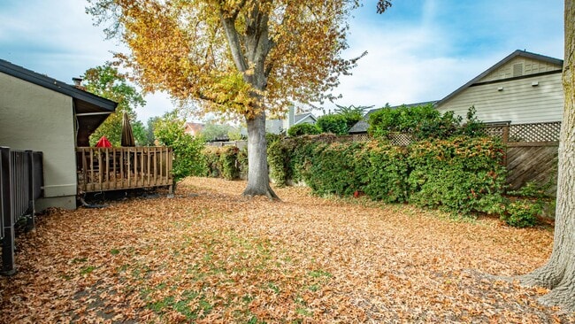 Building Photo - 156 Vineyard Cir