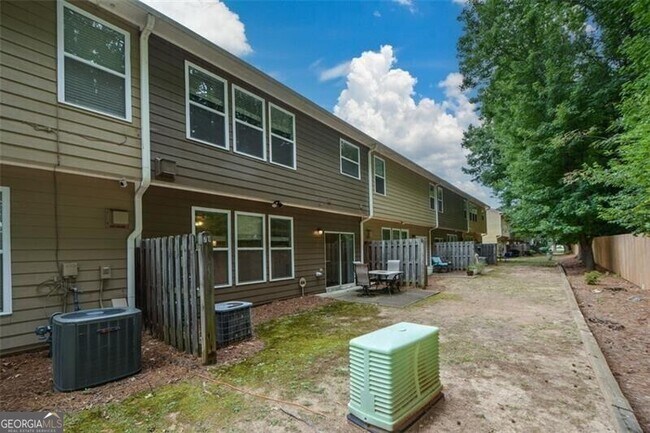 Building Photo - 1781 Waterside Dr