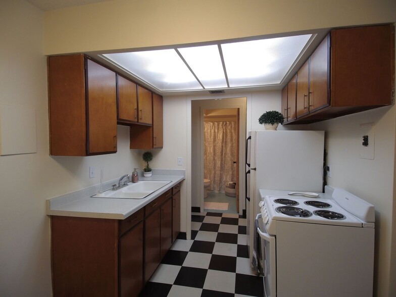 Interior Photo - Lake Summit