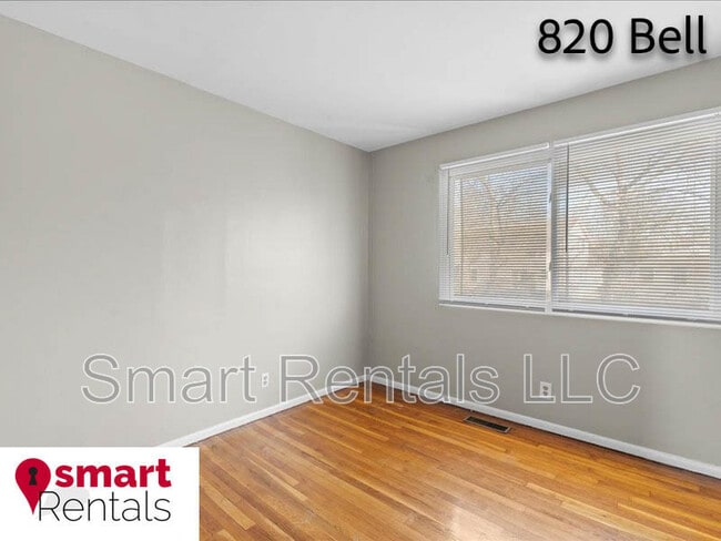 Building Photo - 820 Bell Ave