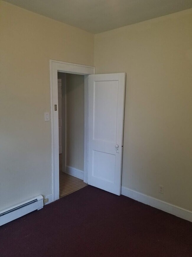 Building Photo - 67Jones