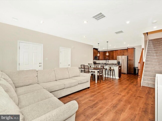 Building Photo - 9374 Seney Ln