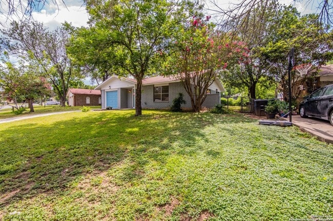 Building Photo - Coming soon....Super Cute Stylish Home w/ Modern Upgrades