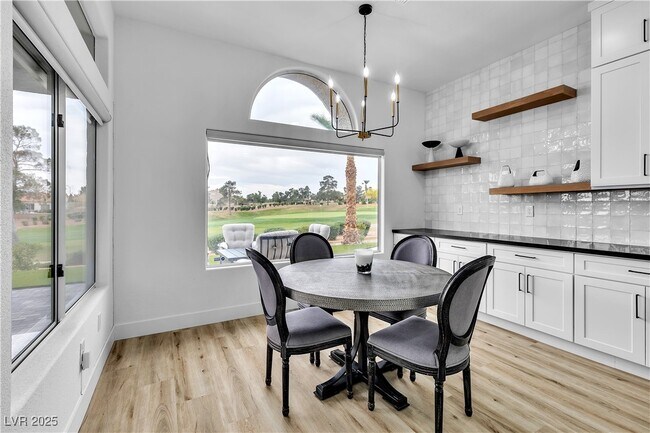 Building Photo - 9513 Villa Ridge Dr