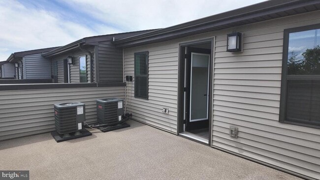Building Photo - 12853 Milling Stone Terrace