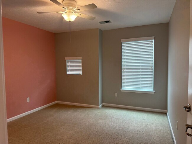 Building Photo - 109 Kestler Dr