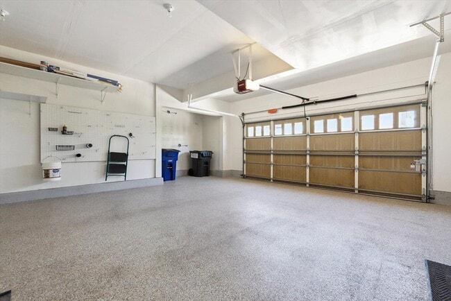 Building Photo - 9218 Viaggio Way