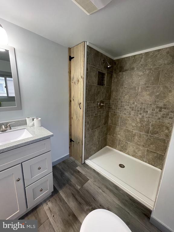 Building Photo - 105 Spring Garden St