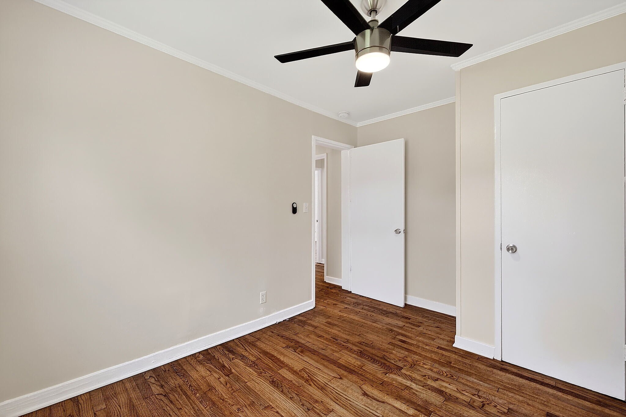 Building Photo - 1310 Kenilworth Dr SW