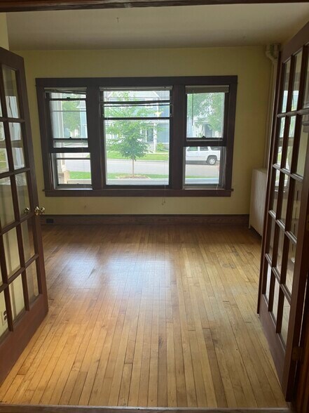 Building Photo - 1212 Vilas Ave