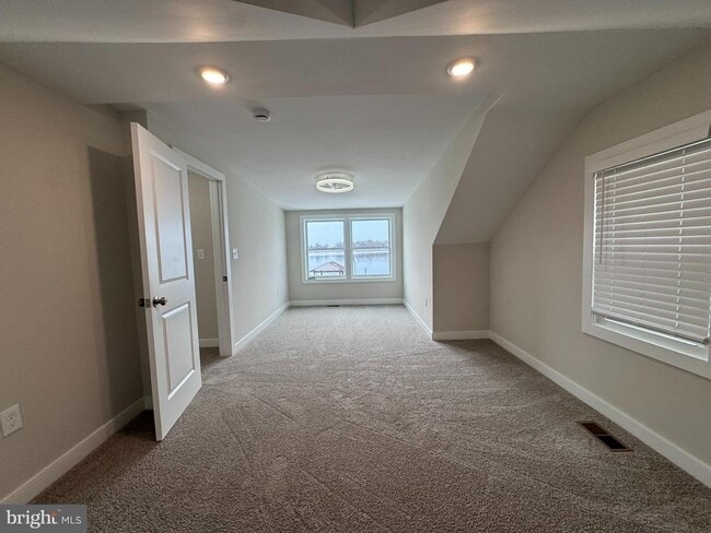 Building Photo - 9135 CUCKOLD Rd