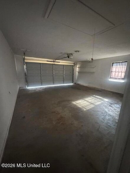 Building Photo - 77 Fern Valley Rd
