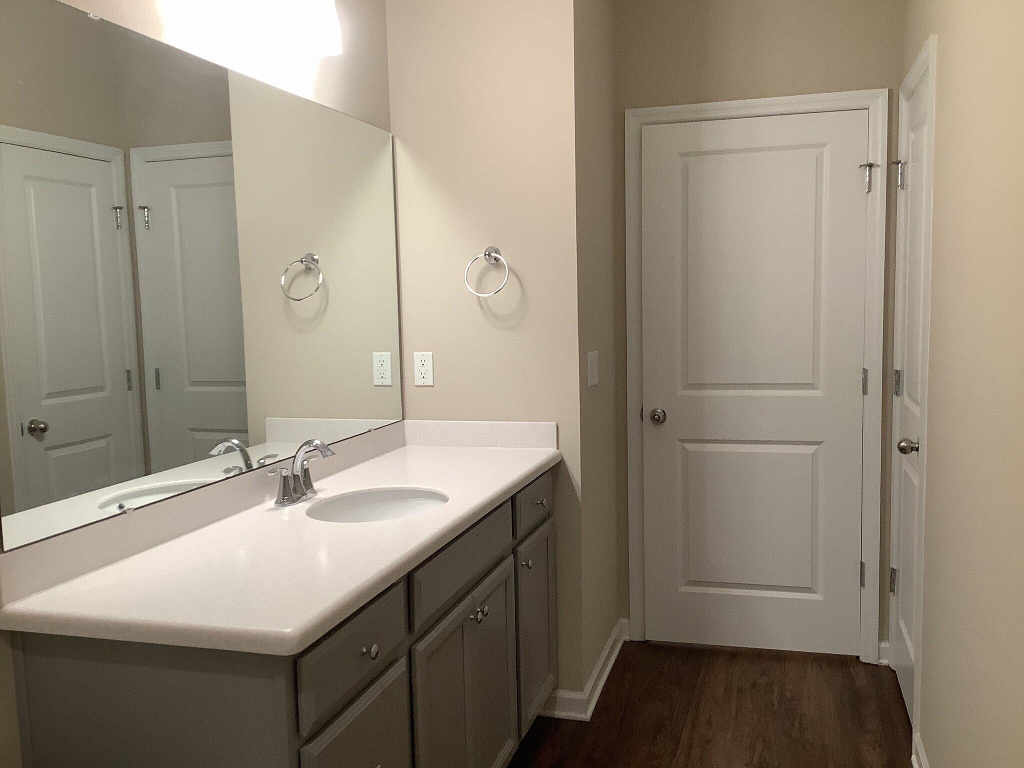 Building Photo - 300 Anastasia Park Rd