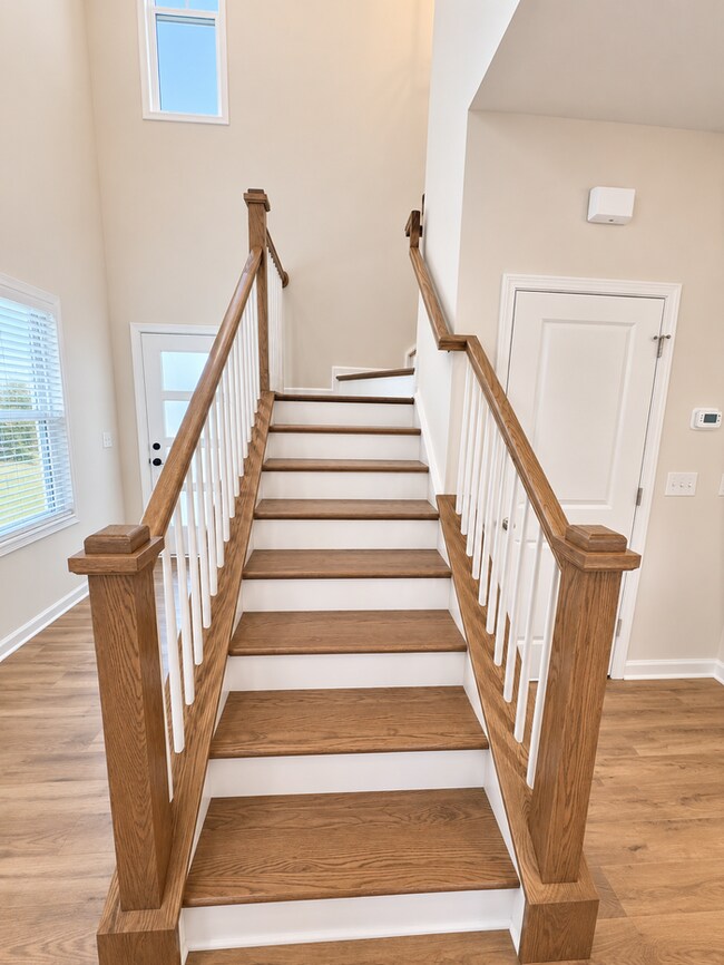 Building Photo - Now Leasing! 1 Month Free | Brand-New 3BR Home with 2-Car Garage Near Downtown Mooresville