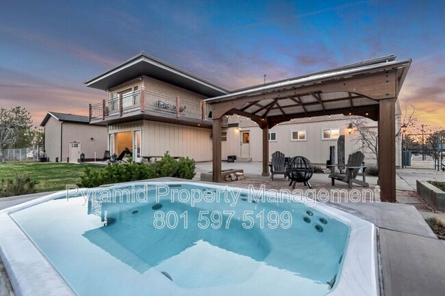 Building Photo - 10971 Cindy Cir