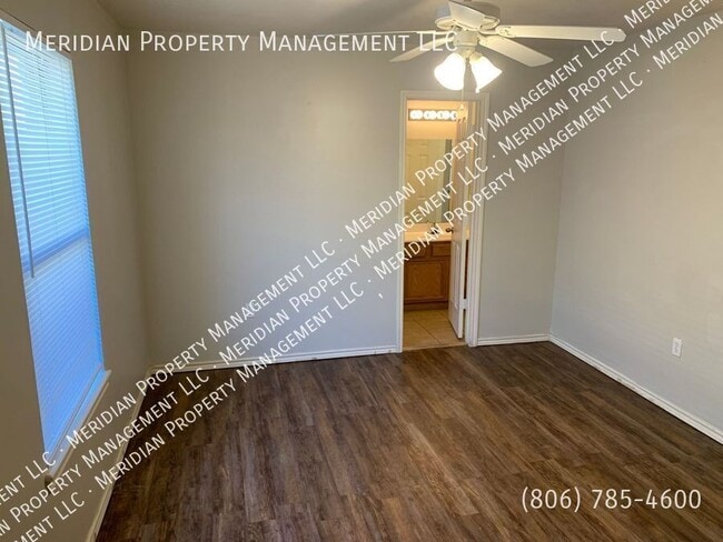 Building Photo - 305 North Chicago-